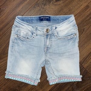 Arizona Jeans embroidered shorts